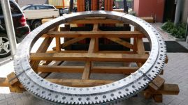 Liebherr LTM 1400-7.1 slewring