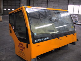 Liebherr LTM 1060/2 lower cabine