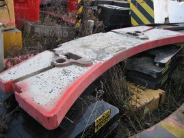 Liebherr LTM 1045 counterweight