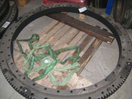 Liebherr LTM 1035 turntable
