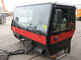 Liebherr LTM 1080-1 lower cabine