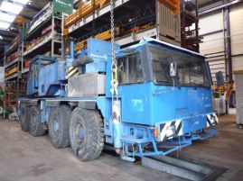 Liebherr LTM 1070. for parts